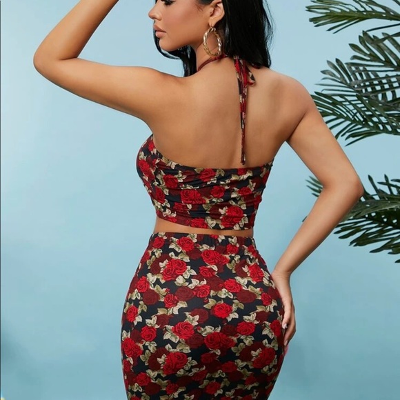 Outfit. 💕 New Halter Floral Rose Design Top With Bodycon Skirt Set - Picture 5 of 6